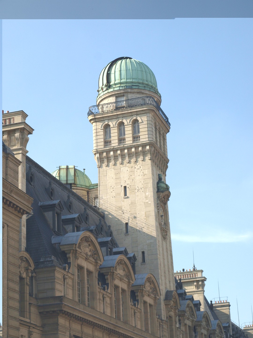 Surface Damage on the Observatory Tower of the Sorbonne